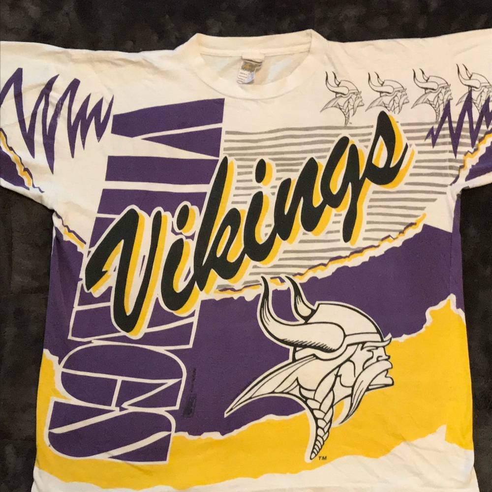 NFL Minnesota Vikings L 1900s Magic Johnson All Over Print Shirt